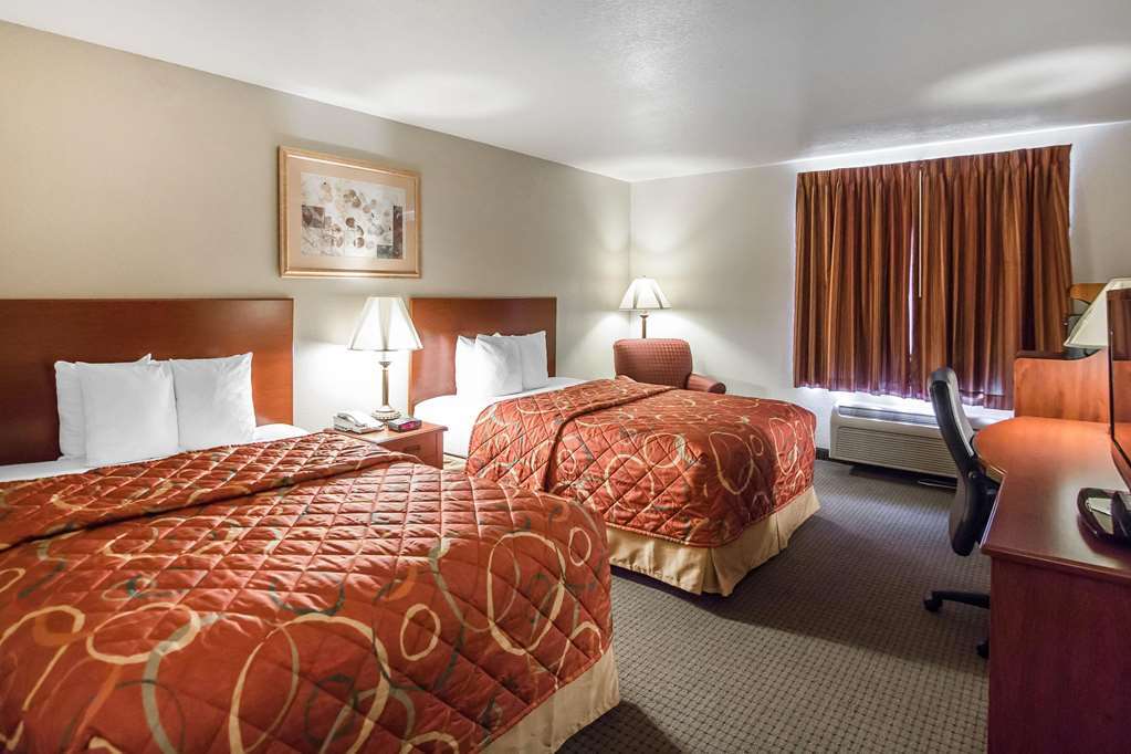 Quality Inn Parsons North Habitación foto